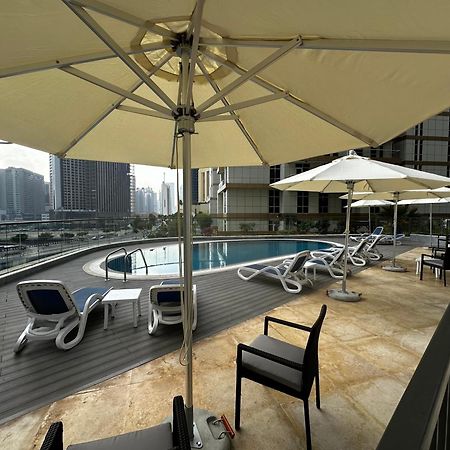 Dunya Tower Luxury And 2 Min Walk To Dubai Mall And Burj Khalifa In Heart Of Downtown 외부 사진