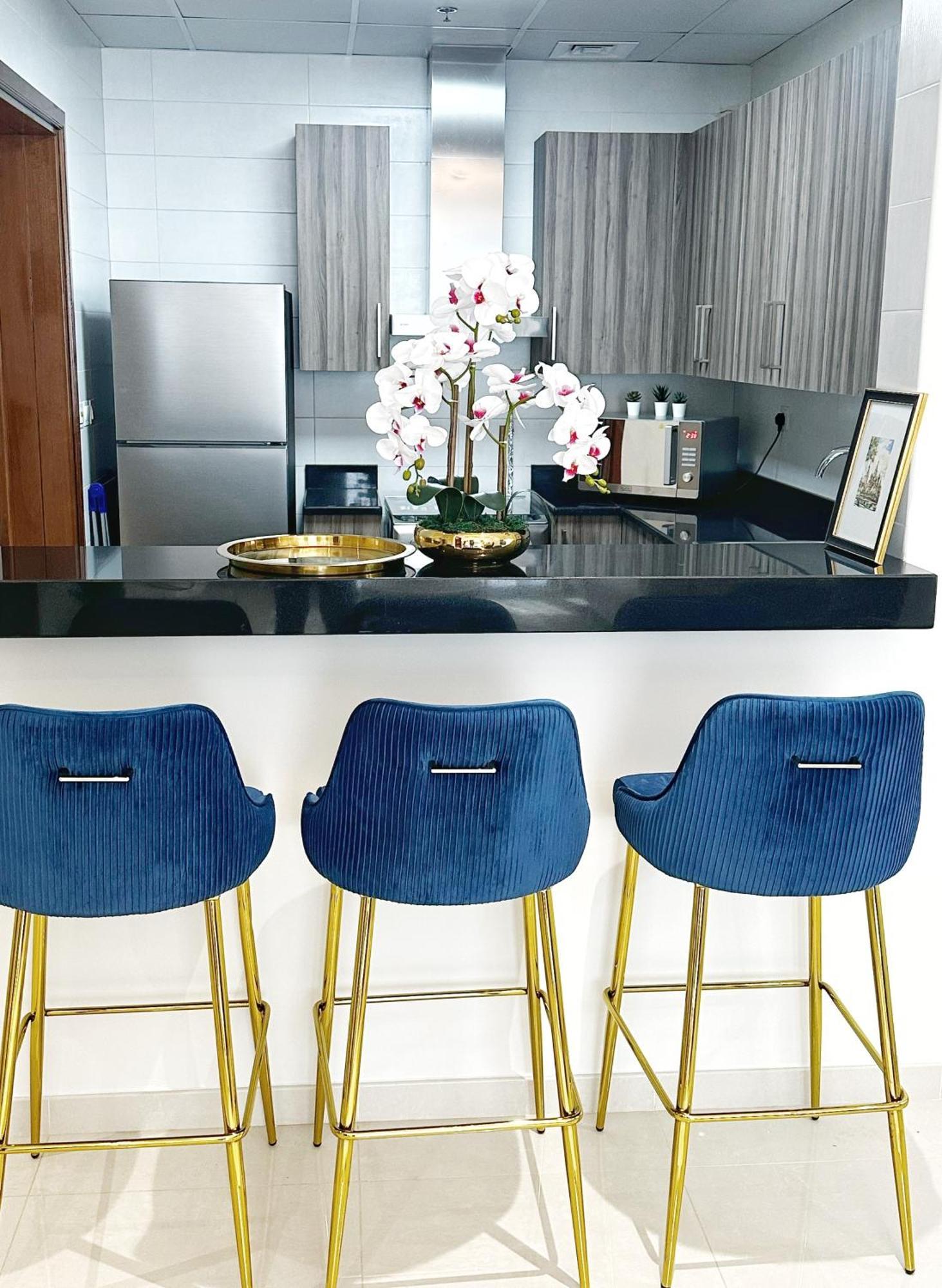 Dunya Tower Luxury And 2 Min Walk To Dubai Mall And Burj Khalifa In Heart Of Downtown 외부 사진