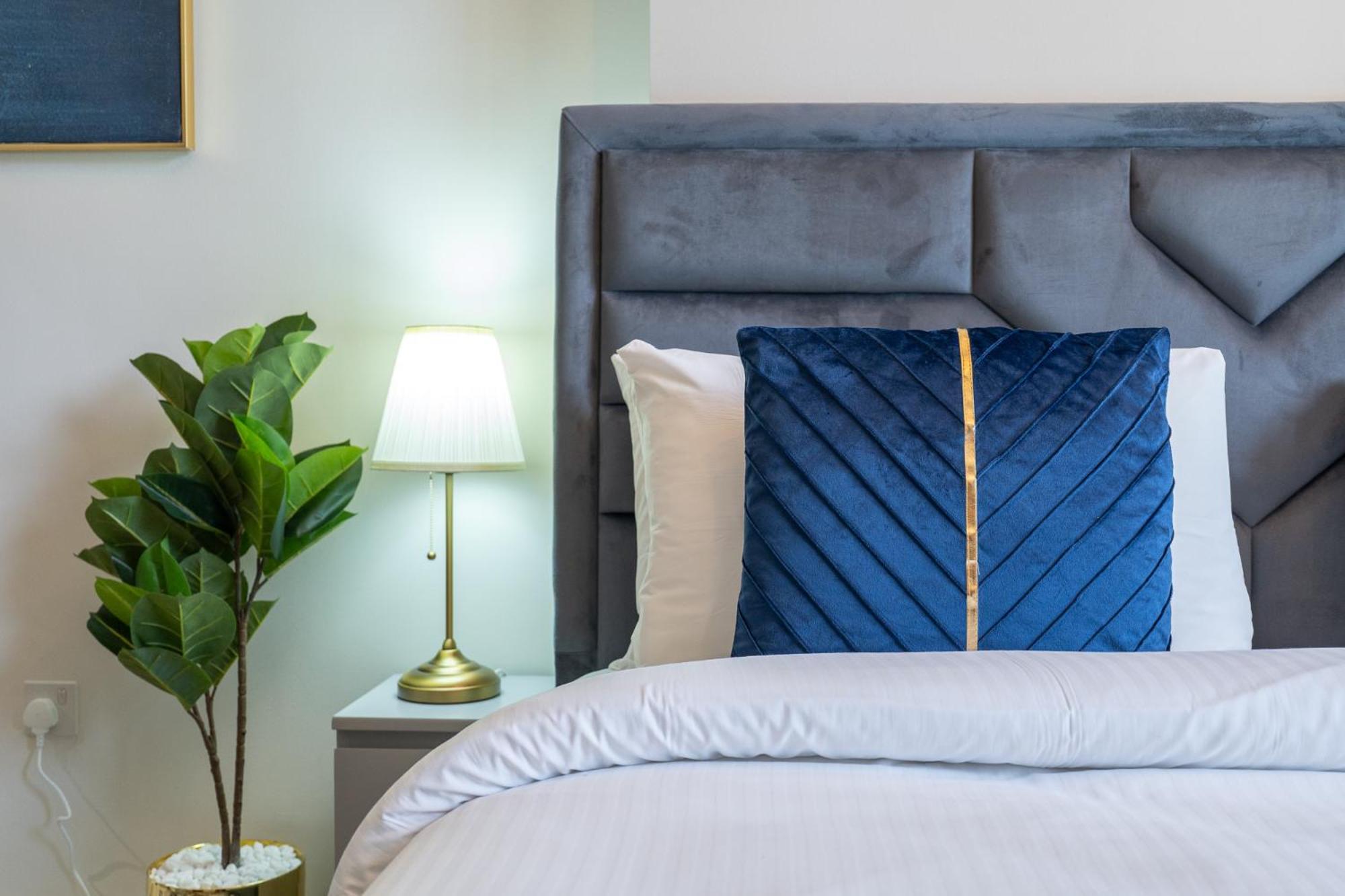 Dunya Tower Luxury And 2 Min Walk To Dubai Mall And Burj Khalifa In Heart Of Downtown 외부 사진